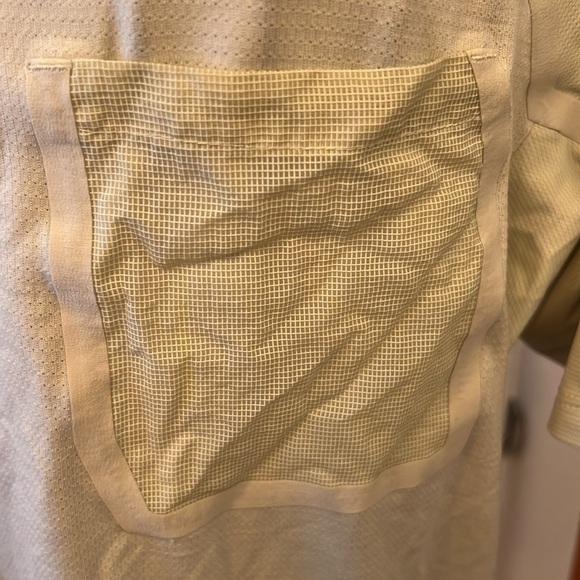Lululemon Ventilated Hiking Short-Sleeve Shirt-Size L - Picture 2 of 4